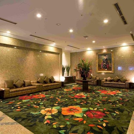 Okinawa Kariyushi Urban Resort Наха Екстериор снимка