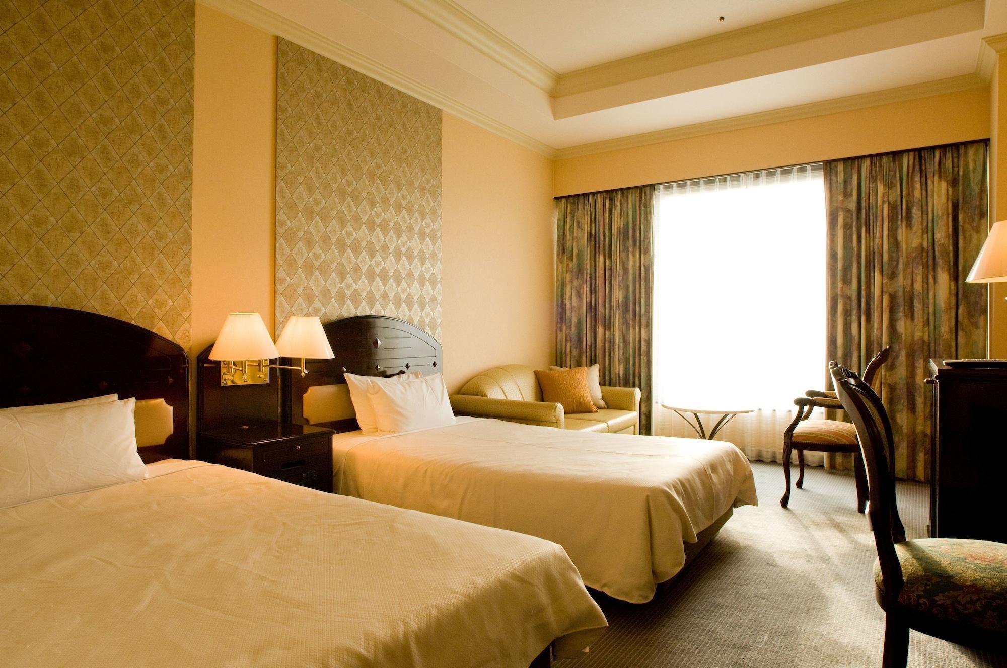 Okinawa Kariyushi Urban Resort Наха Екстериор снимка