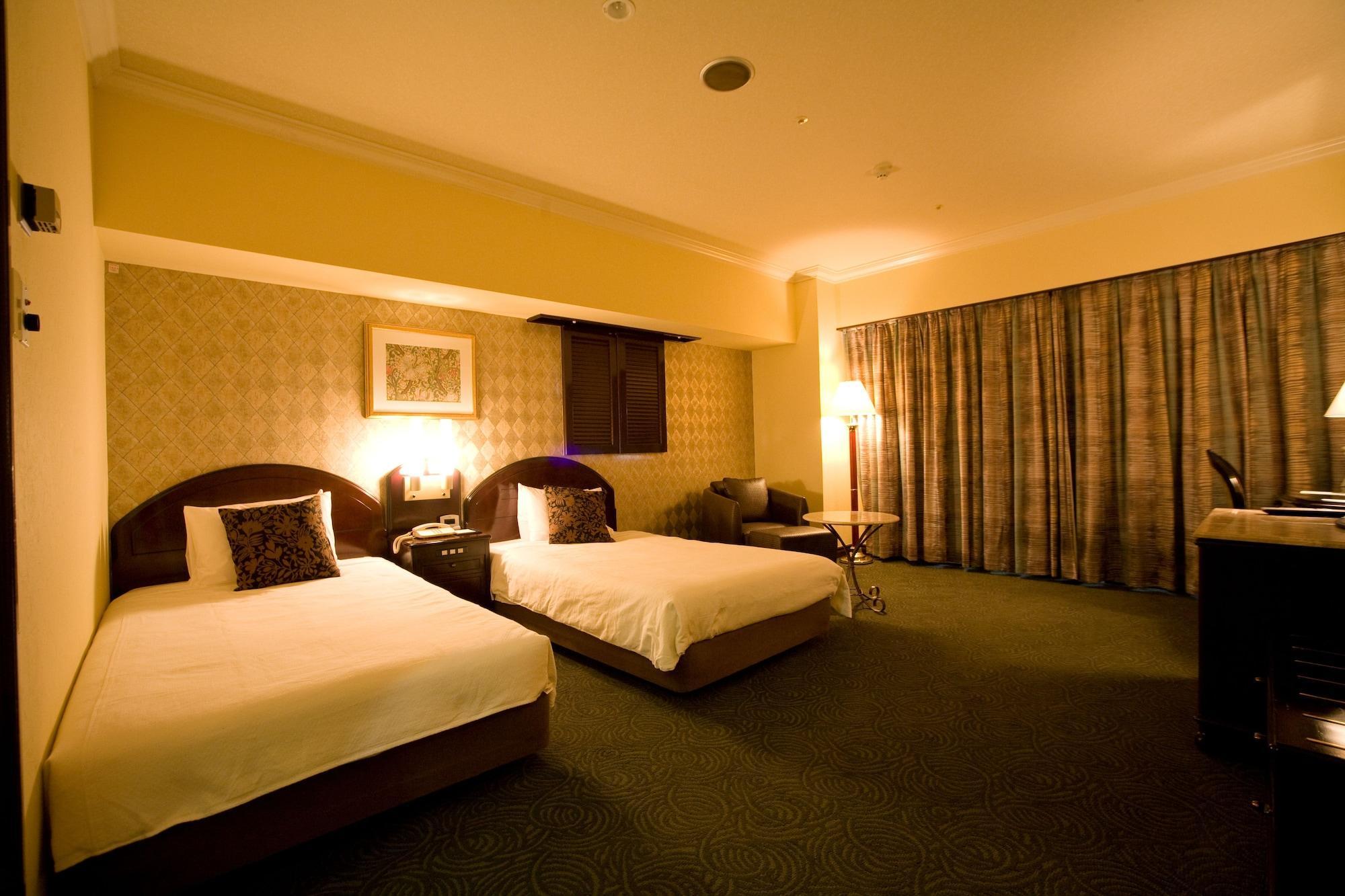 Okinawa Kariyushi Urban Resort Наха Екстериор снимка