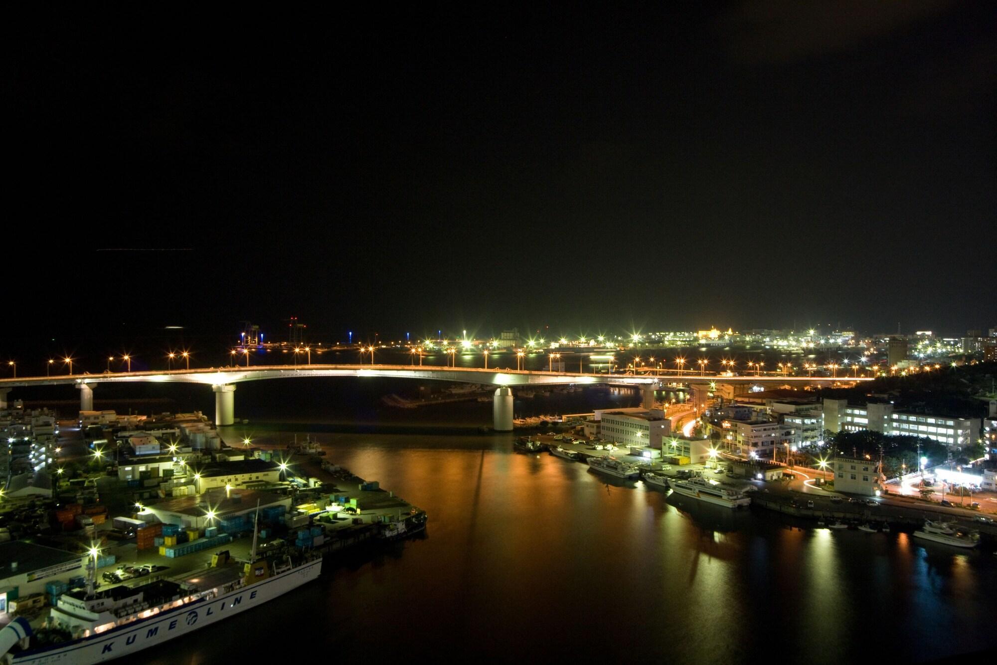 Okinawa Kariyushi Urban Resort Наха Екстериор снимка