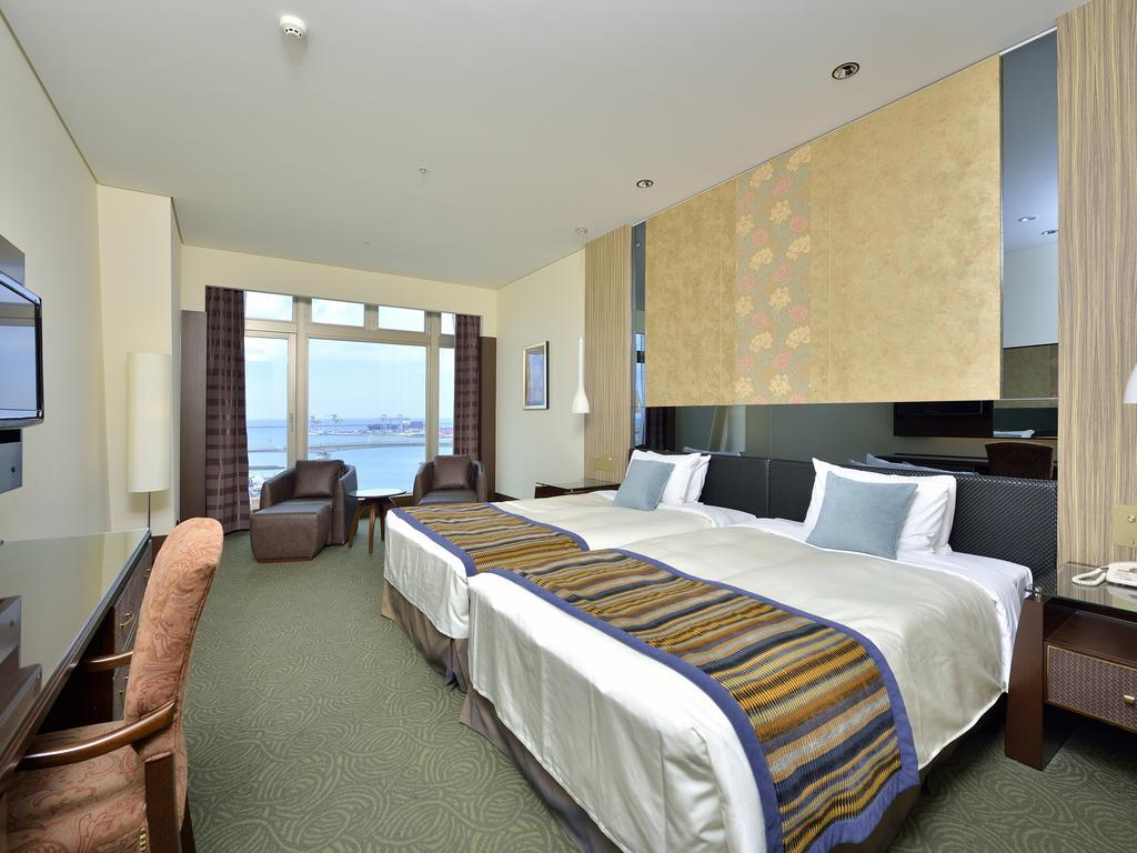 Okinawa Kariyushi Urban Resort Наха Екстериор снимка